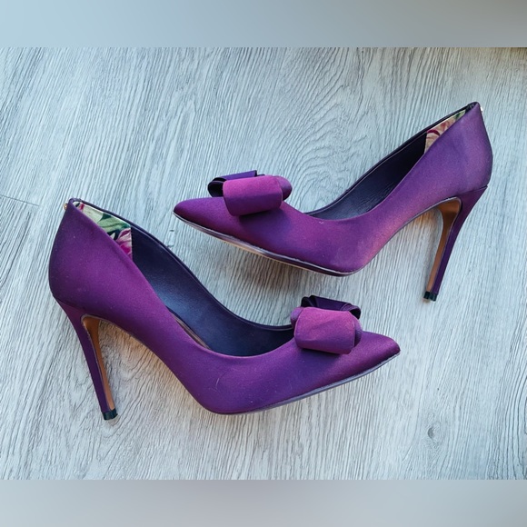 Ted Baker Shoes Ted Baker Satin Bow Pumps Size 37 Poshmark